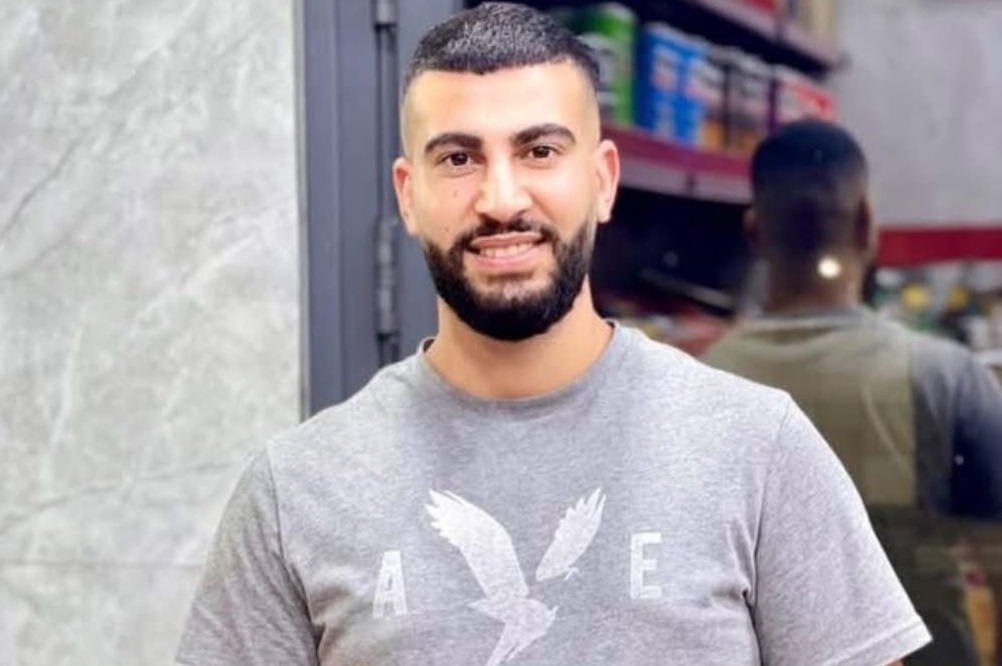 استشهاد الشاب علي حمادنة برصاص مستوطنين في قرية دير جرير شرق رام الله