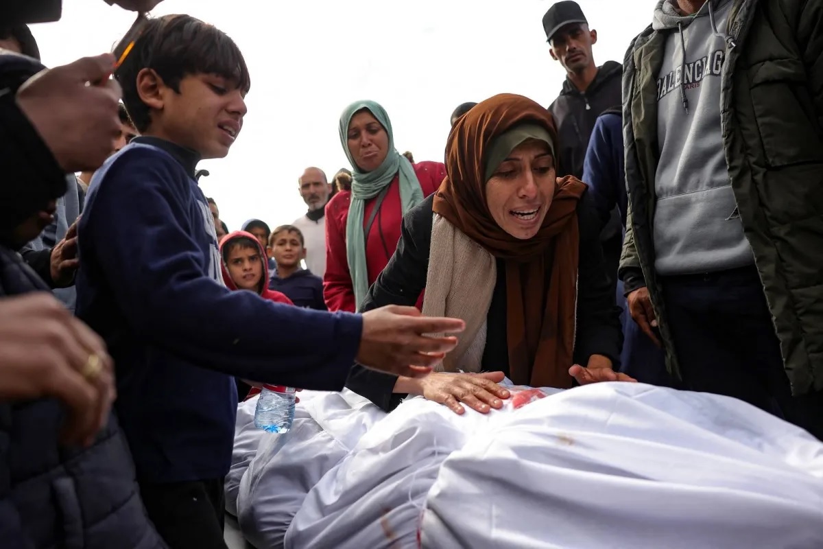 ارتفاع حصيلة الشهداء في قطاع غزة إلى 72,568 منذ بدء العدوان