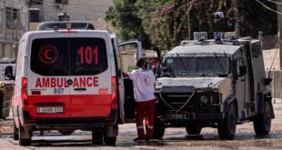 إصابة زوجين برصاص الاحتلال عقب اقتحام منزلهما في قرية دوما جنوب نابلس