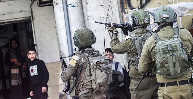 التربية : 350 طالبا معتقلون في سجون الاحتلال في ظروف اعتقال قاسية