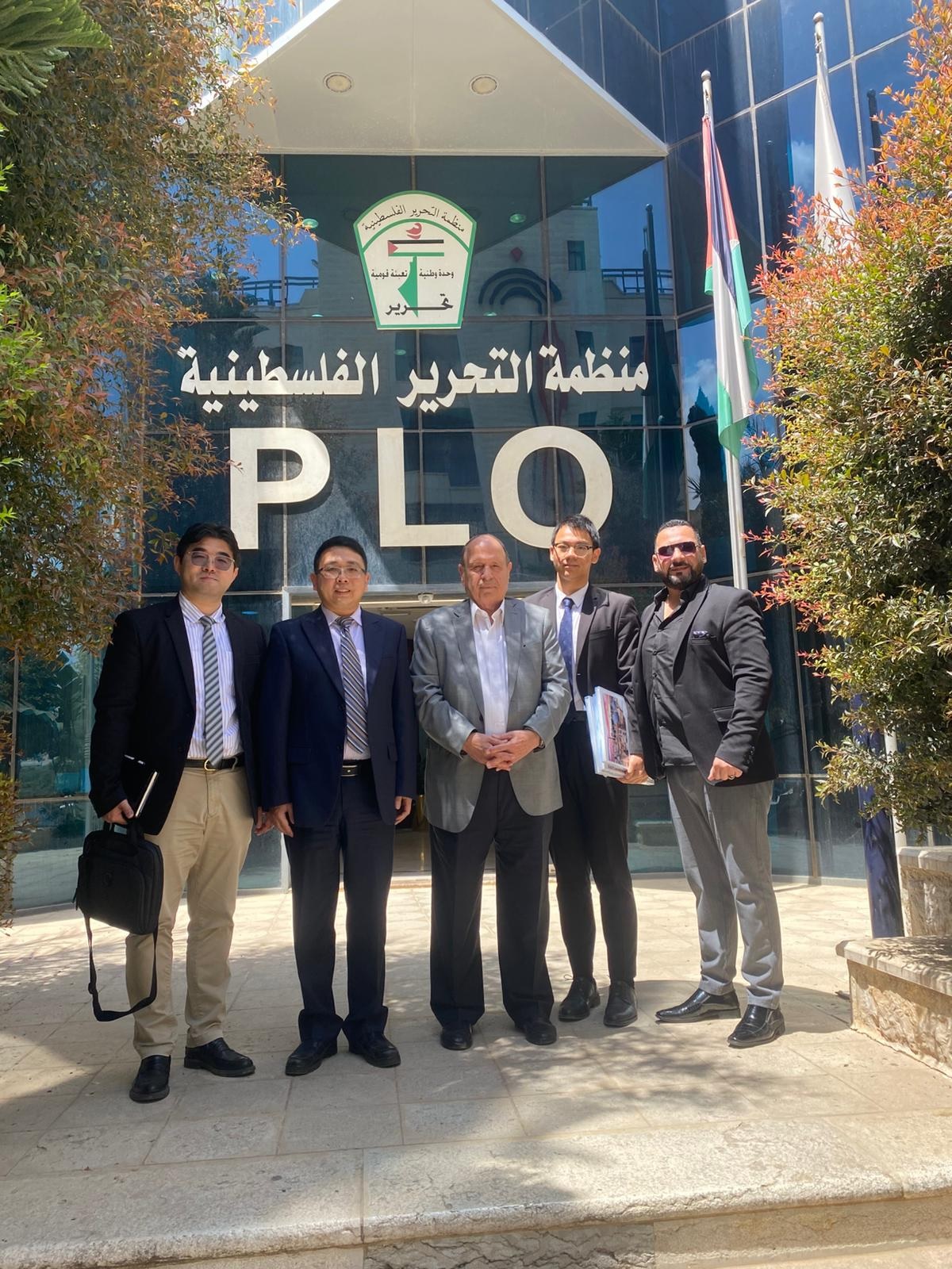 الحسيني يُطلع القائم بأعمال السفير الصيني على مستجدات الأوضاع في مدينة القدس