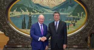 نائب رئيس مجلس الدولة الصيني: السوق الصينية الضخمة ستوفر للعالم فرصا أكبر وخيارات أكثر