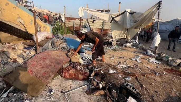 شهيد ومصابون إثر استهداف الاحتلال خيام النازحين شمال قطاع غزة