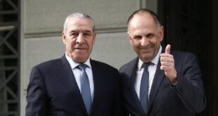 نائب الرئيس الفلسطيني حسين الشيخ يلتقي رئيس الوزراء اليوناني ويبحث معه آخر التطورات