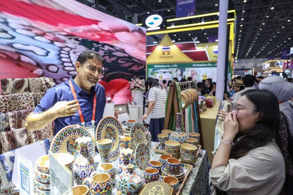 الدورة السادسة من معرض الصين الدولي للمنتجات الاستهلاكية