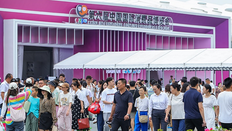 تعليق: من "اقتناء السلع" إلى "التمتع بجودة الحياة"، أنماط الاستهلاك الجديدة تفتح آفاقا لفوائد وفرص متجددة