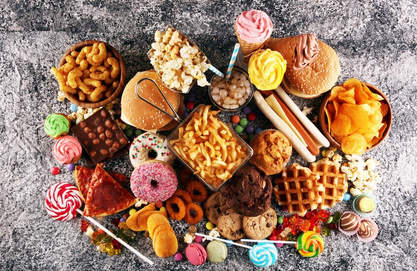 صور صادمة تكشف ما تفعله الأطعمة فائقة المعالجة بعضلاتك