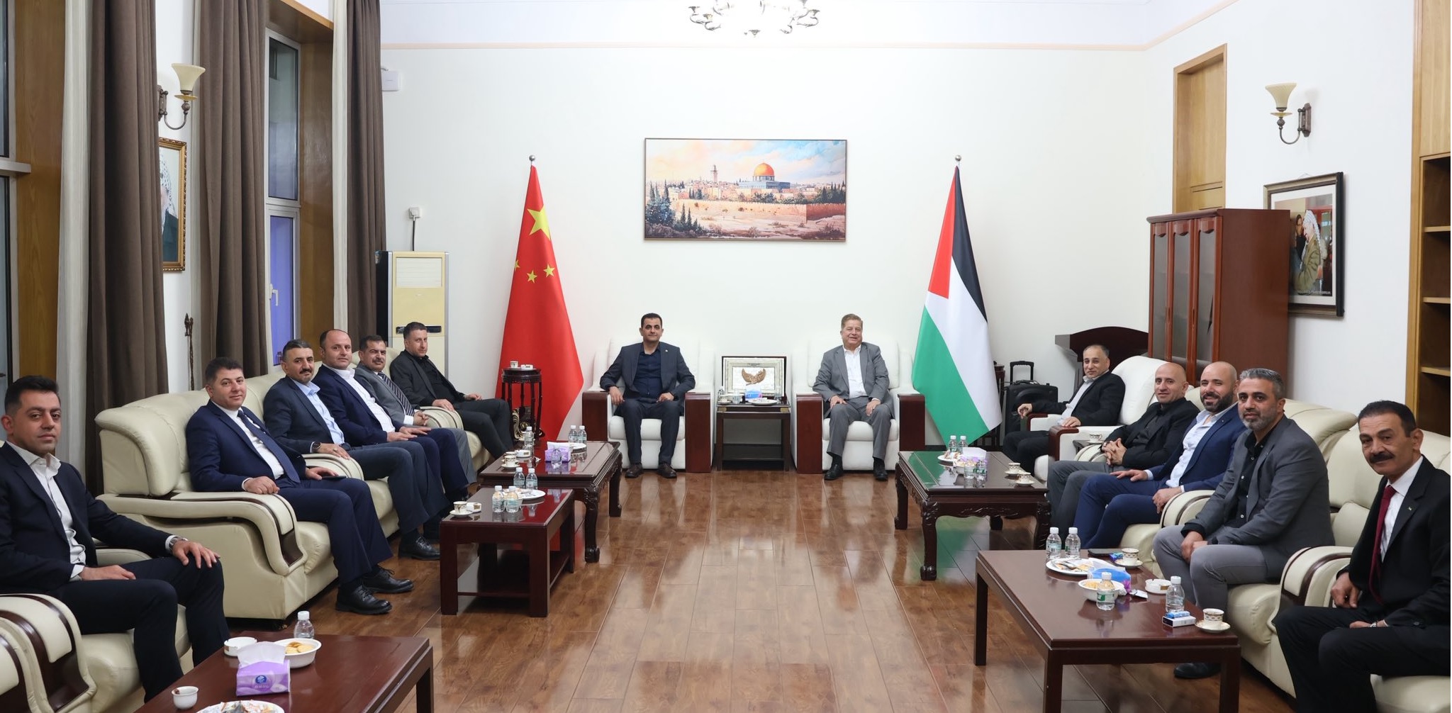 سفير فلسطين لدى الصين جواد عواد يشيد بأهمية الدعم الصيني المقدم في مجال التدريب للكوادر الفلسطينية