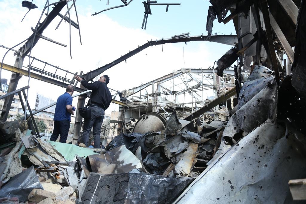 خبراء صينيون: حرب أمريكا وإسرائيل على إيران عند مفترق طرق خطير ينذر بالتصعيد