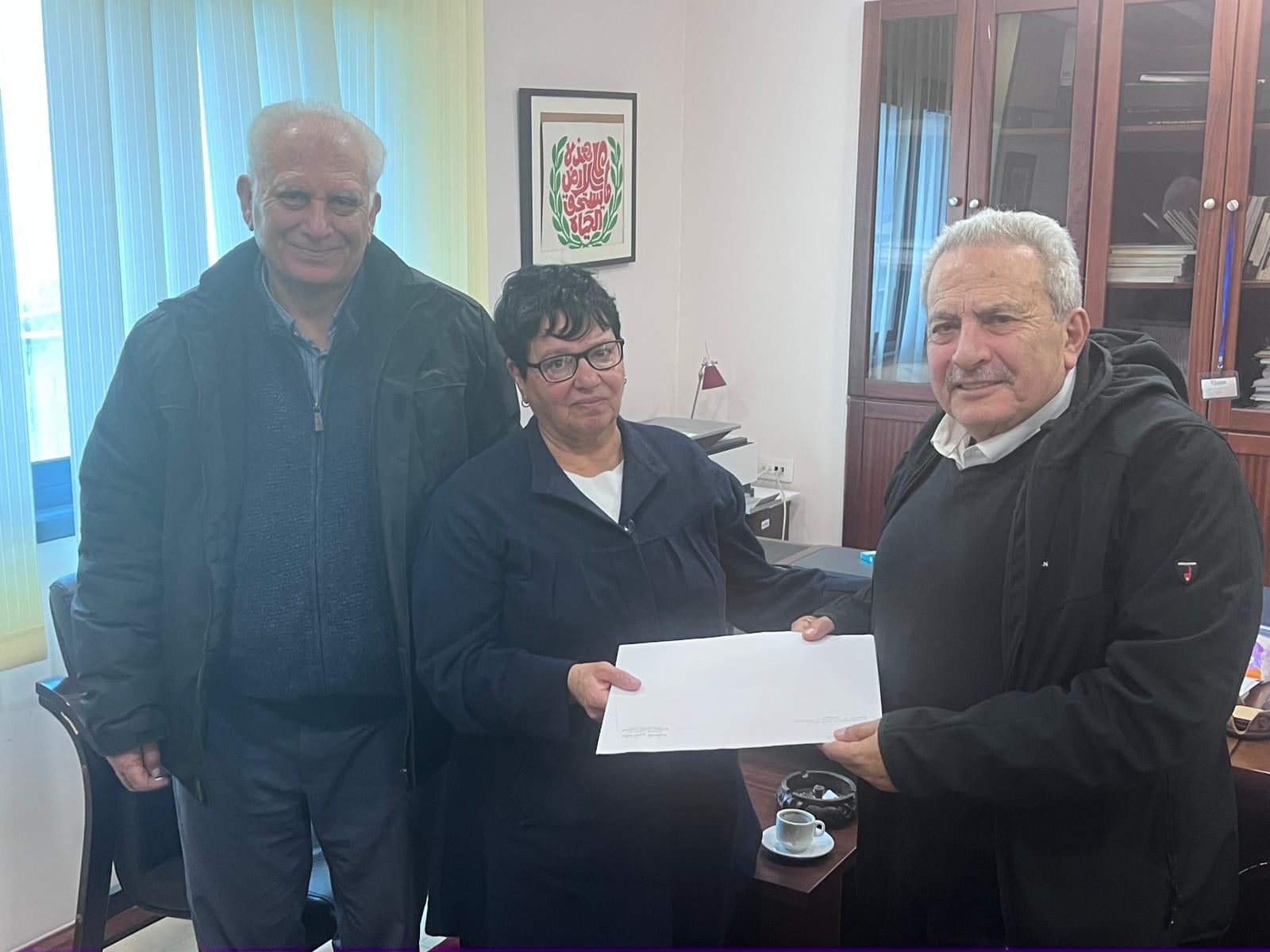 حزب الشعب يسلم ملاحظاته حول الدستور المؤقت لدولة فلسطين