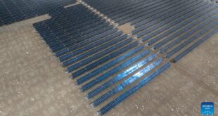 تدشين مشروع الطاقة الشمسية الحرارية على ارتفاع 4550 مترا في منطقة شيتسانغ بجنوب غربي الصين