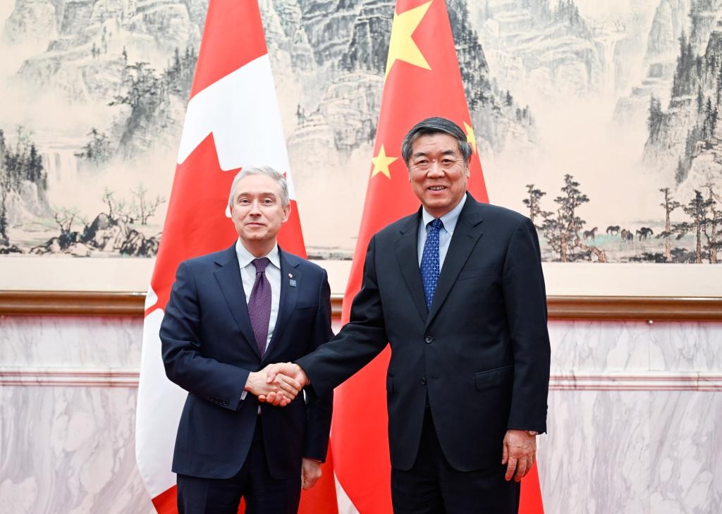 الصين وكندا تتفقان على عقد حوار استراتيجي اقتصادي ومالي في النصف الثاني من 2026
