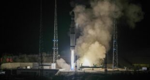 الصين تطلق قمرا صناعيا باكستانيا