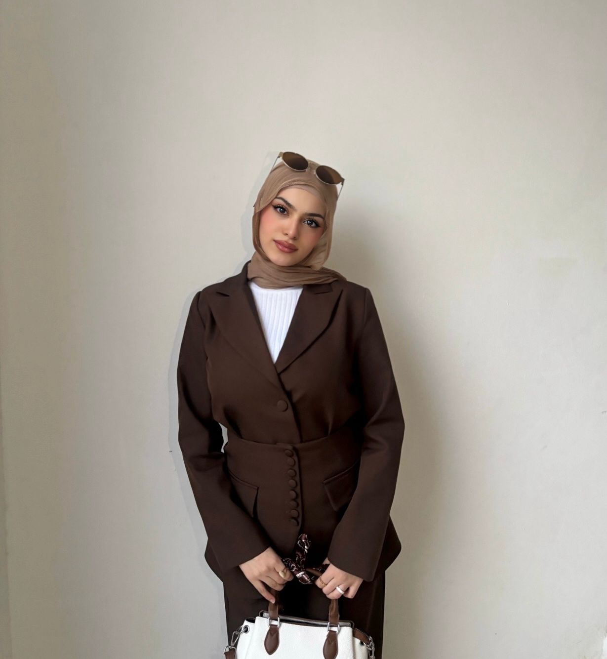 بين تارةٍ وتارة