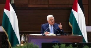 الرئيس محمود عباس يهنئ رئيس حزب "تيسا" المجري بالفوز في الانتخابات البرلمانية