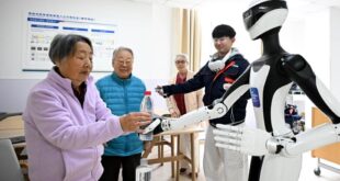 مركز للتدريب على روبوتات رعاية المسنين في مقاطعة شاندونغ بشرقي الصين