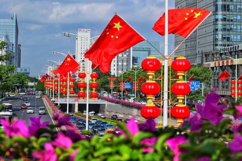 الصين تحدد هدفا لخدمات رعاية المسنين القائمة على المساعدة المتبادلة وسط شيخوخة السكان