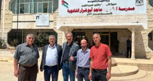 وفد قيادي من النضال الشعبي يتفقد سير العملية الانتخابية في محافظة الخليل