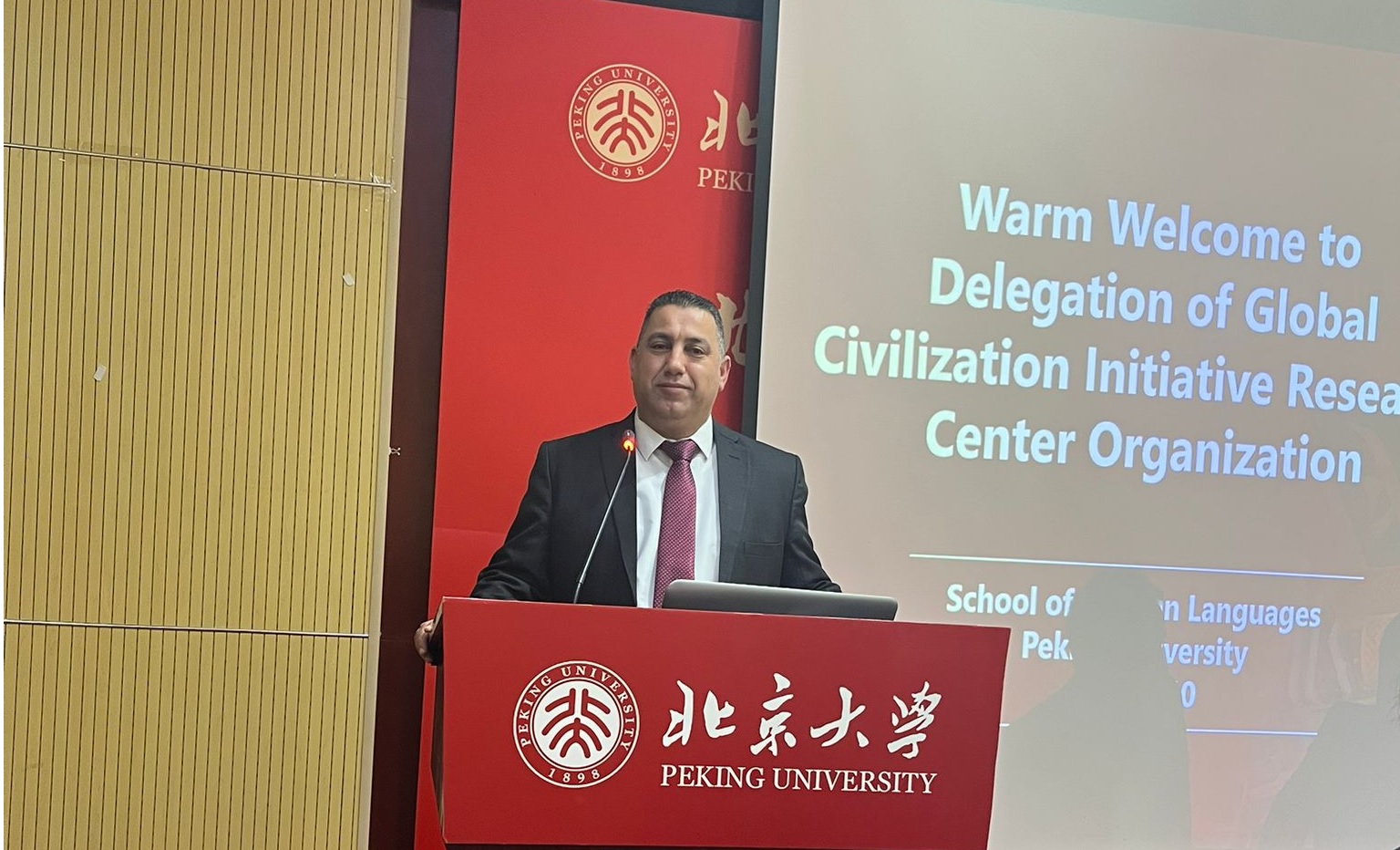 محمد علوش في بكين: حوار معرفي وإعلامي يعزز التقارب مع الصين ويؤكد حضور فلسطين