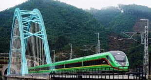 سكة حديد الصين-لاوس تسجل أكثر من 70 مليون رحلة مسافرين
