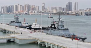 أسطول للبحرية الروسية يزور مدينة مينائية جنوبي الصين