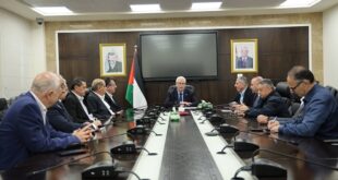 وزير الصحة يؤكد أهمية تعزيز التعاون مع مؤسسات المجتمع المحلي