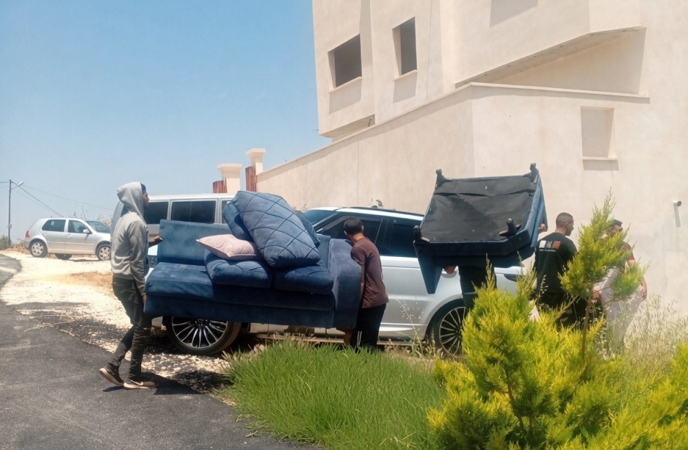 الاحتلال يجبر مواطنا على إخلاء منزله في عرابة جنوب جنين