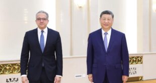 شي يلتقي المدير العام لمنظمة اليونسكو