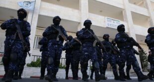 الشرطة تلقي القبض على شخصين من تجار المخدرات في كفر عقب