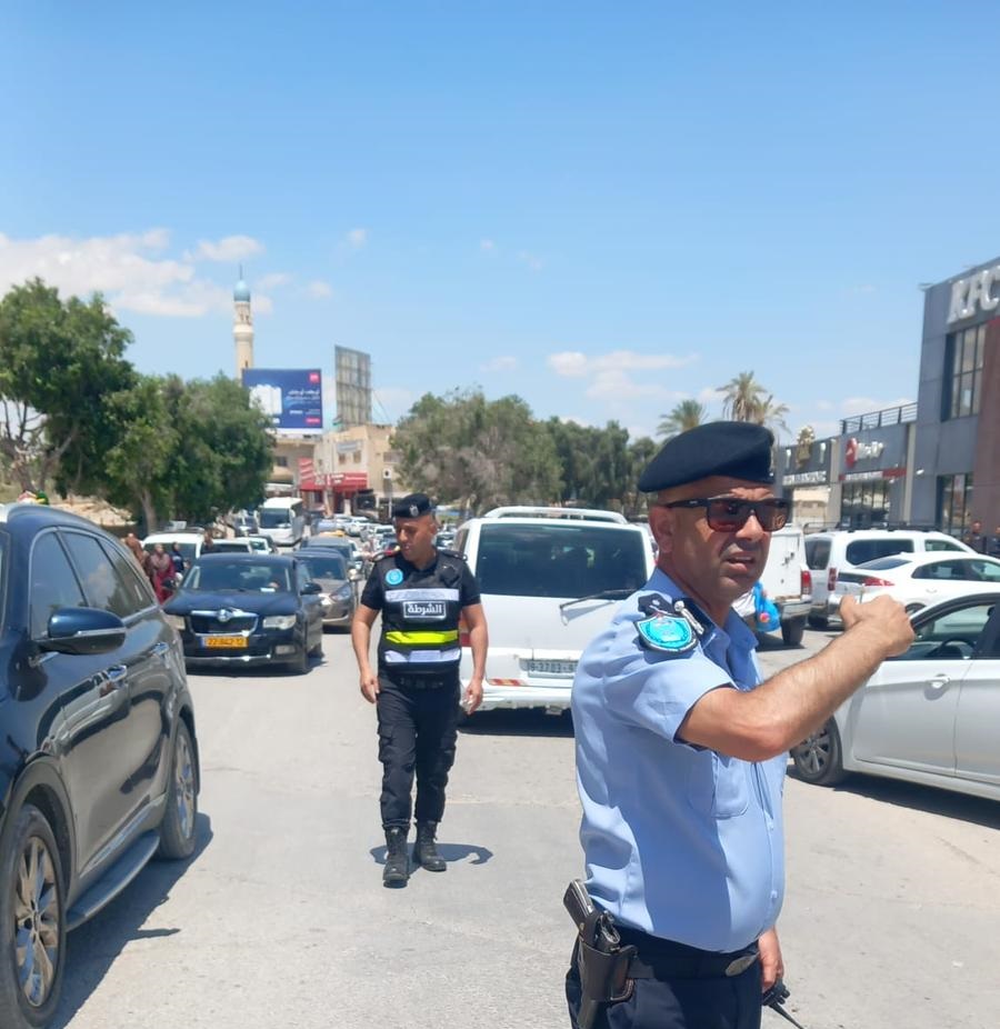 أريحا تستقبل عشرات الآلاف من الزوار في عيد الأضحى… والشرطة تدير المشهد بكفاءة رغم الضغط الكبير