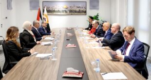 نائب الرئيس حسين الشيخ يبحث مع وفد رسمي من الخارجية الألمانية آخر التطورات