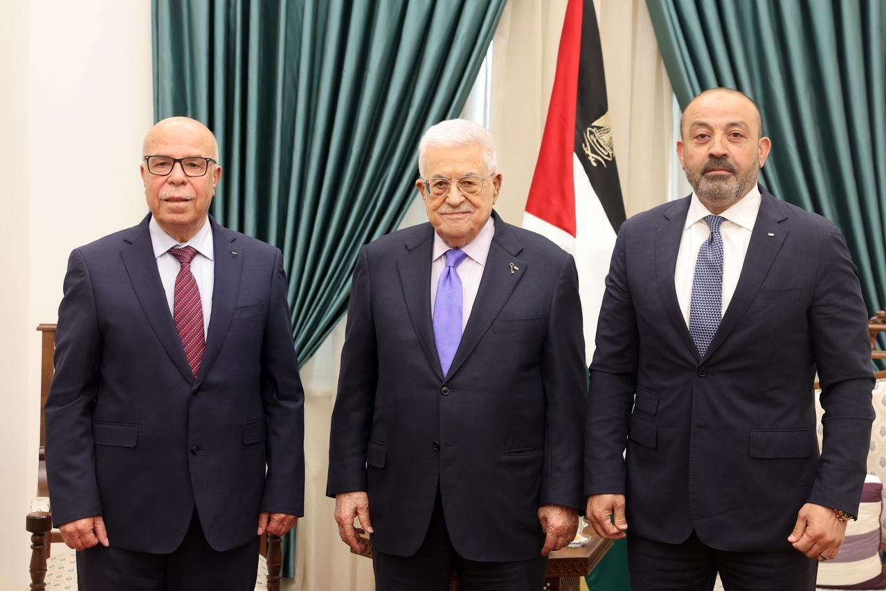 الرئيس محمود عباس يستقبل رئيس مجلس القضاء الأعلى والنائب العام