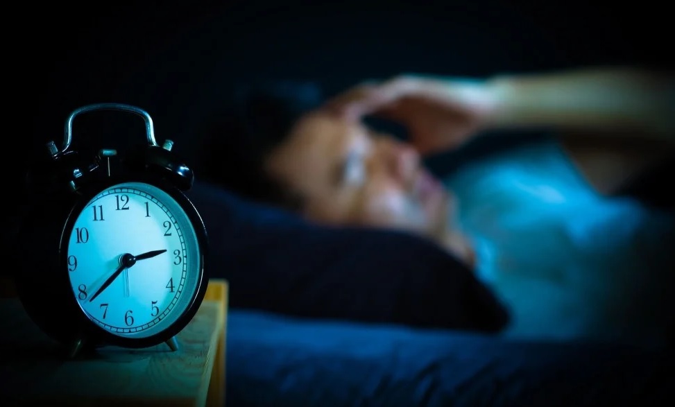 كيف نتعامل مع الأرق دون أدوية؟