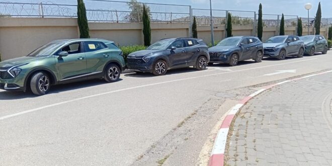 ضبط 6 مركبات مستوردة مزورة في نابلس وإغلاق المعرض المتورط