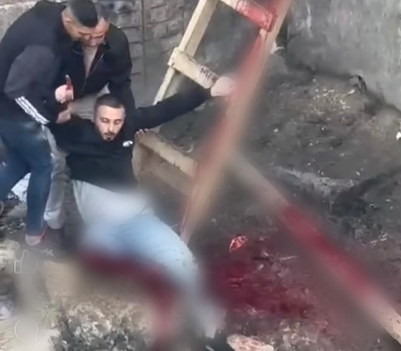 إصابة عامل برصاص الاحتلال قرب جدار الفصل في الرام شمال القدس