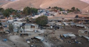 الخان الأحمر