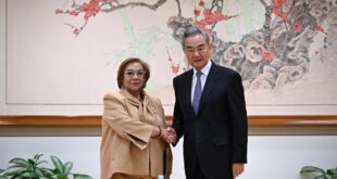 وزيرا خارجية الصين وكولومبيا يتعهدان بتعزيز التعاون العملي بين البلدين