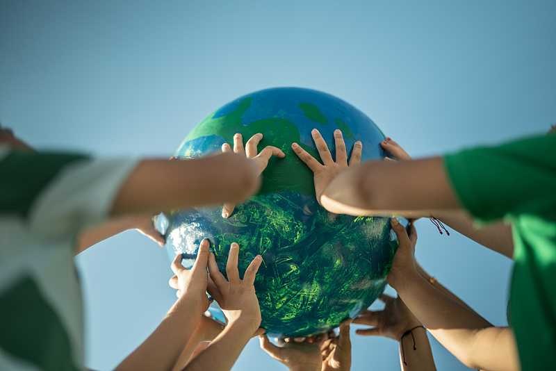 كيف استطاع كتاب عن الصين ألفه باحثون إيطاليون أن يحقق انتشارا واسعا في الأوساط الأكاديمية الأوروبية؟