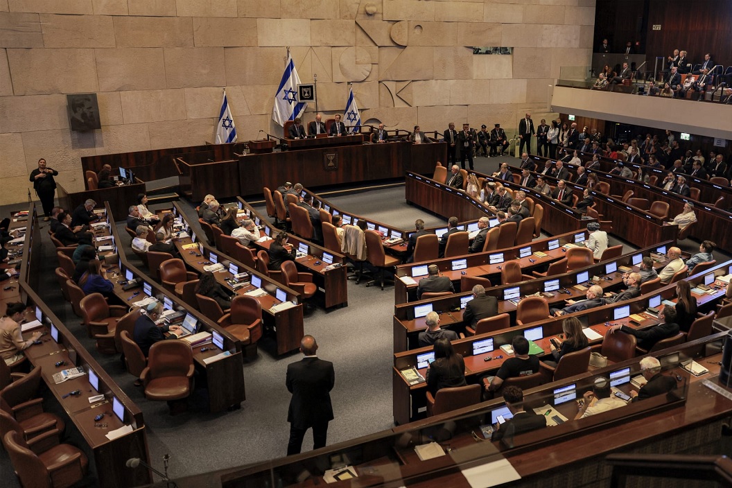الكنيست يصادق على قانون يوسع آليات الاستيلاء على أموال المقاصة الفلسطينية