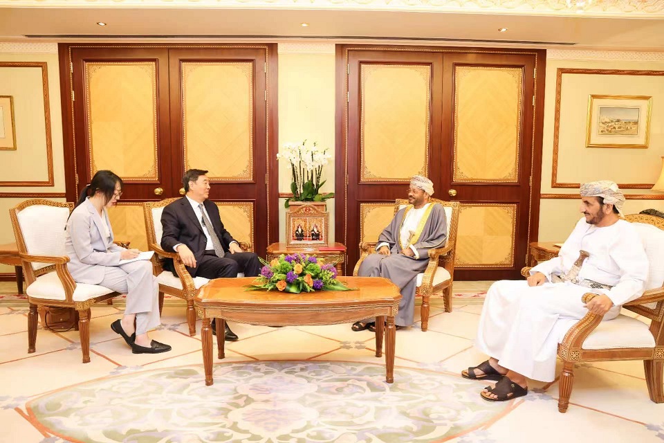 مبعوث الصين الخاص لشؤون الشرق الأوسط تشاي جيون يزور سلطنة عُمان