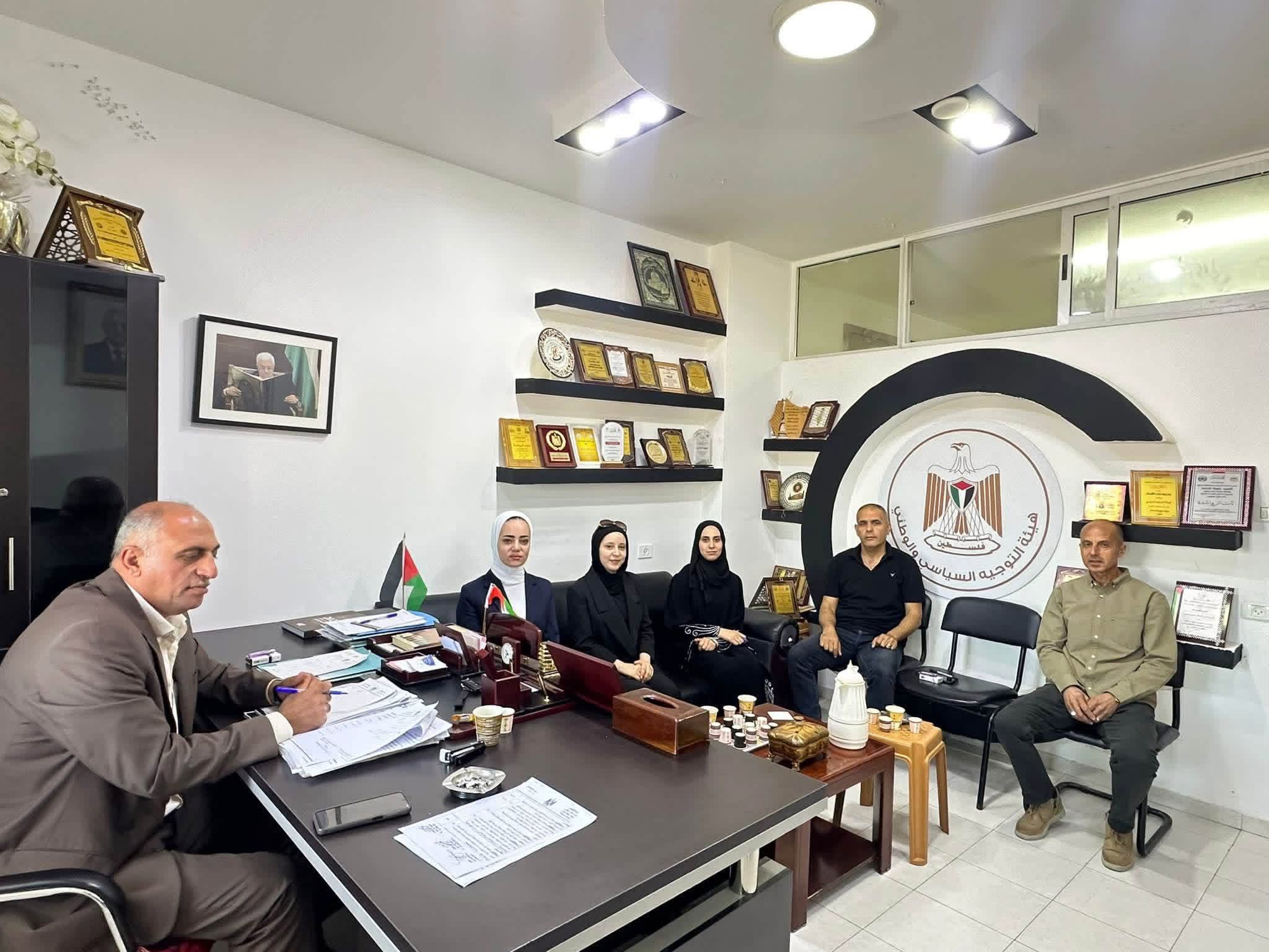 مديرية التوجيه الوطني والمعنوي في محافظة الخليل تبحث سبل تعزيز التعاون مع حركة الشبيبة الفتحاوية