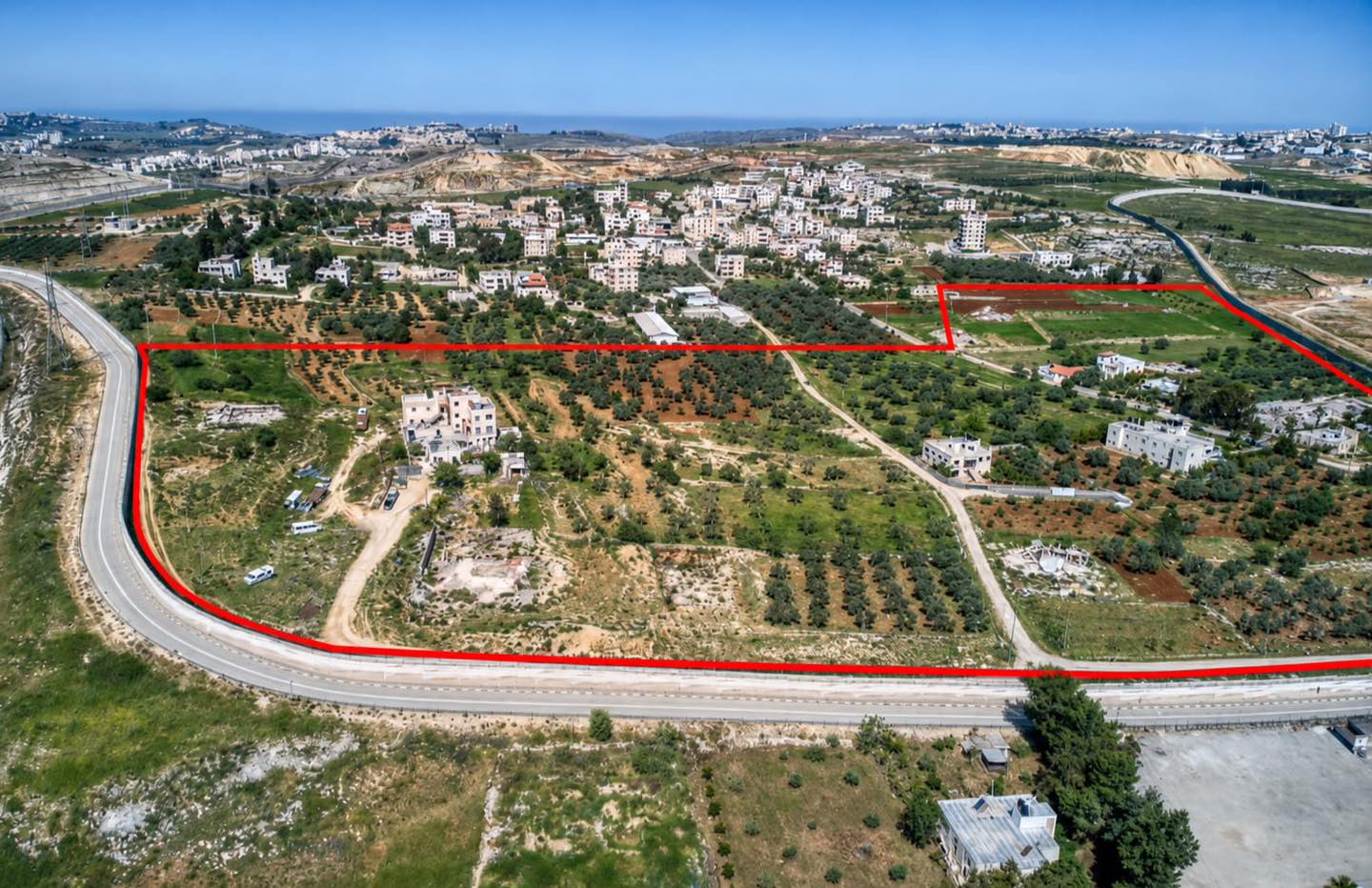 محافظة القدس تحذر من شروع الاحتلال بإجراءات تخطيط مشروع نفايات استعماري ضخم يهدد قرية قلنديا شمالي القدس