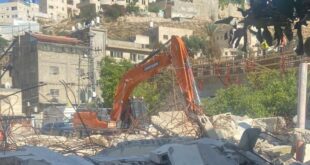 الاحتلال يهدم منازل ومبانٍ ومنشآت تجارية في برطعة الشرقية