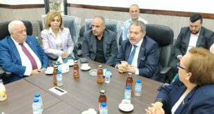 عضو مركزية فتح ياسر عباس يزور إقليم حركة فتح في نابلس