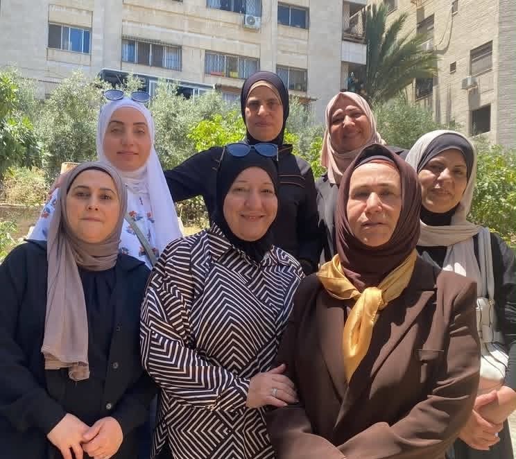 نجاة أبو بكر تقود مبادرة في نابلس لتمكين أمهات الأسرى اقتصاديًا وتعزيز صمودهن
