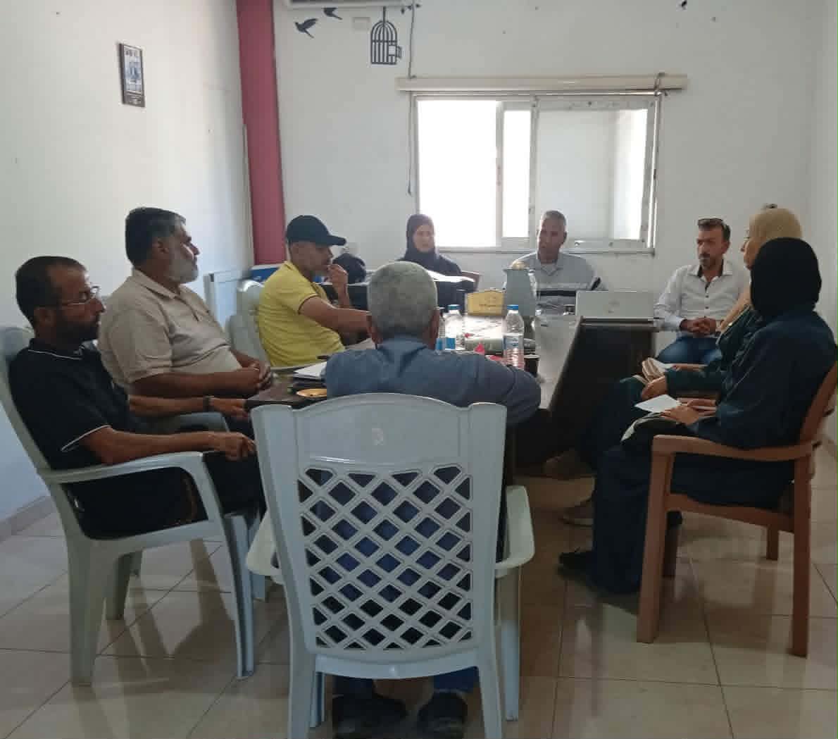 جبهة النضال تؤكد رفضها وإدانتها لكل محاولات خلق البدائل للقيادة الشرعية الفلسطينية