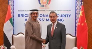 كبير الدبلوماسيين الصينيين يجتمع مع الأمين العام للمجلس الأعلى للأمن الوطني في الإمارات