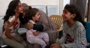 3 شهداء وعدة إصابات جراء قصف مسيرة للاحتلال مركبة مدنية غرب مدينة غزة