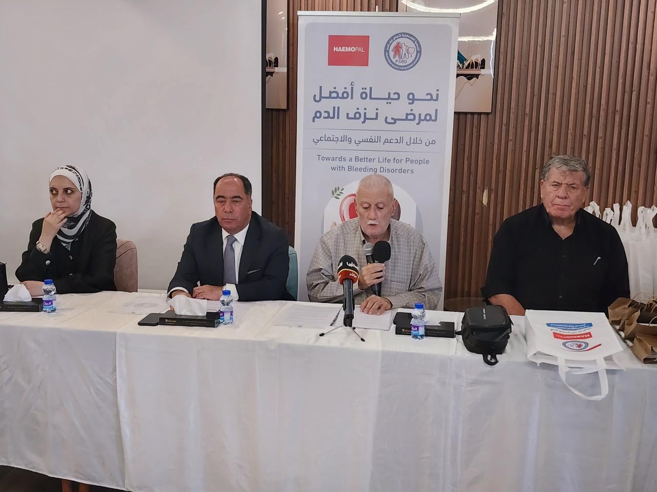 الجمعية الفلسطينية لأمراض نزف الدم تطلق نداءً عاجلاً لإنقاذ المرضى وتكرّم الصحفي علي السمودي في جنين