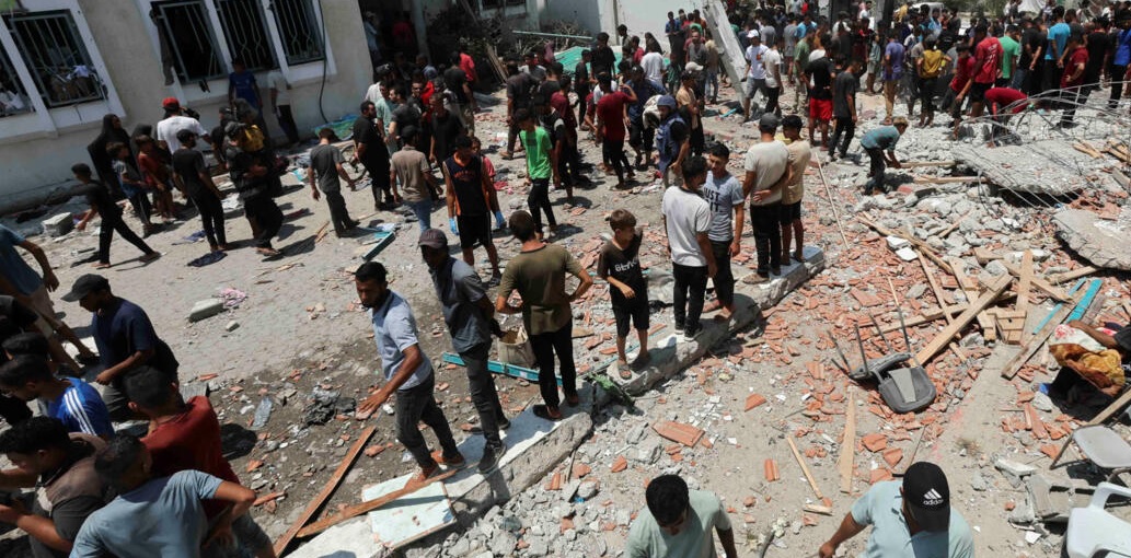 شهيدان بقصف للاحتلال شمال مخيم النصيرات في قطاع غزة